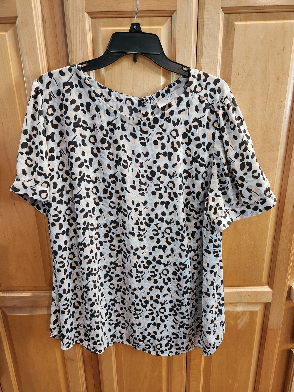 LOFT Black and Cream Leopard Short Sleeve Blouse